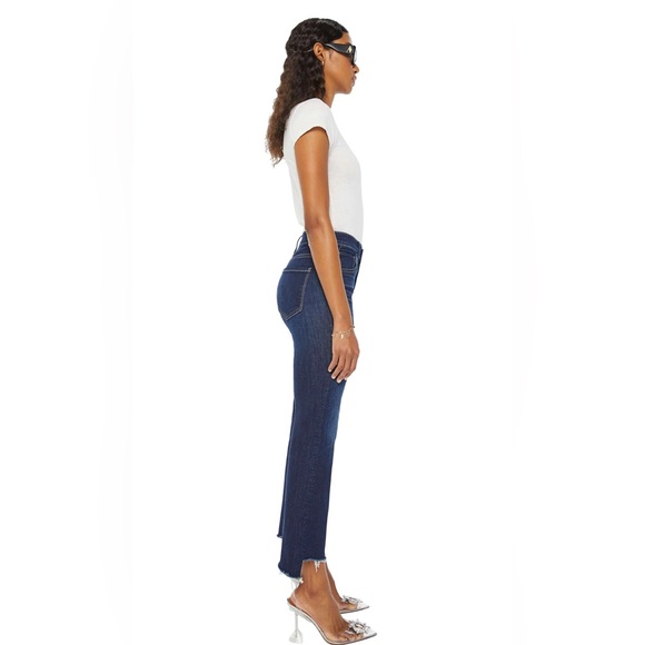 MOTHER Insider Cropped Step Fray Women's Blue Jeans - Picture 6 of 16